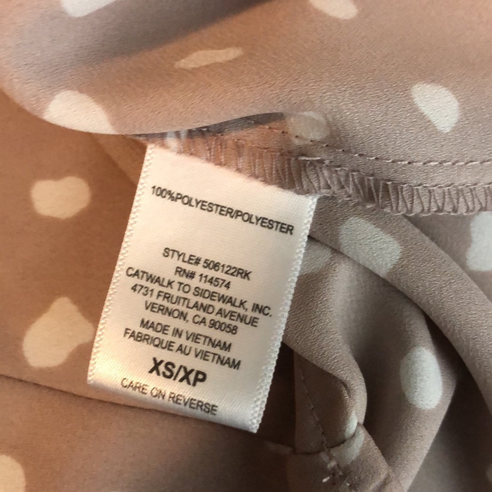 Anthro Pleione Taupe White Dots V Neck Long Sleeve XS - Picture 6 of 6